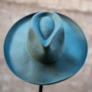 Universal Thread Wide Brim Felt Hat Fedora Cowboy